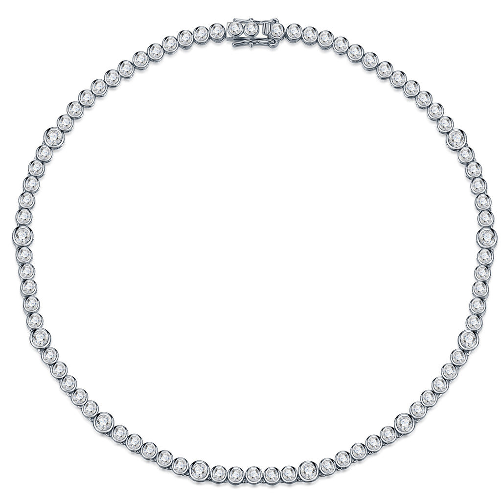 A Luxurious And Fashionable Minimalist Jewelry Pendant Necklace Featuring Top-quality Moissanite, Made Of S925 Silver Electroplated With Platinum.