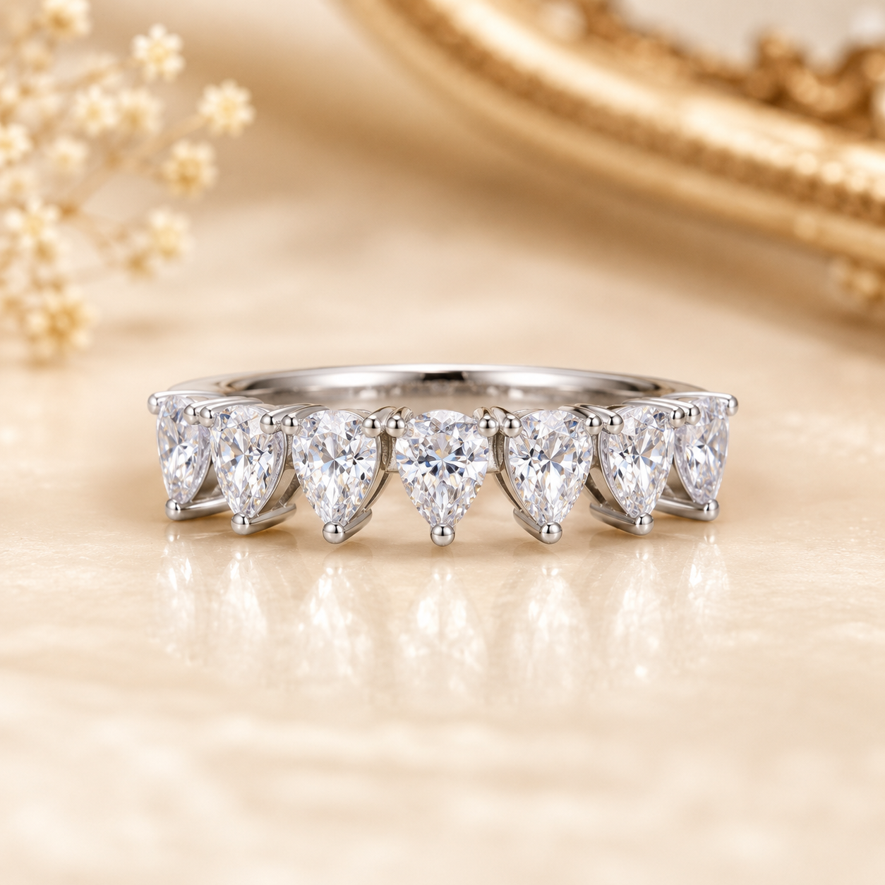 Moissanite Pétale Silver Ring — Veyra
