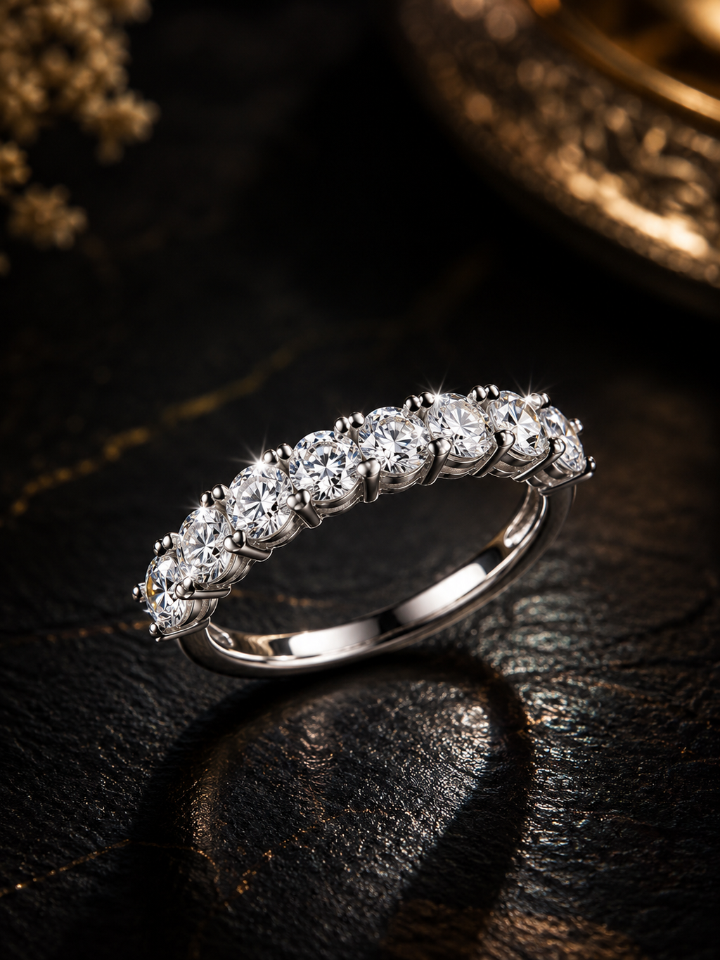 Moissanite Ovale Silver Ring — Veyra