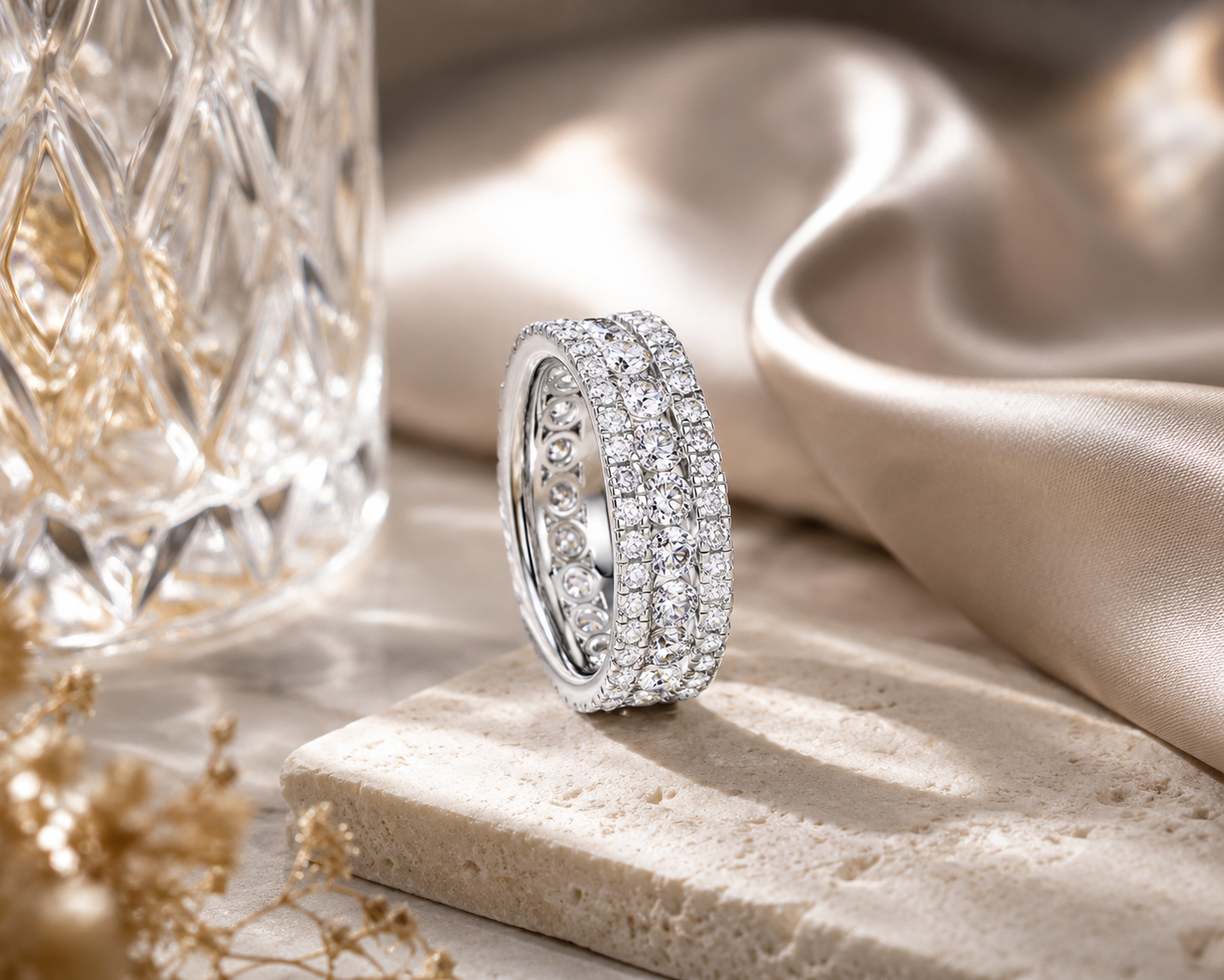 Moissanite Sillon Silver Ring — Veyra