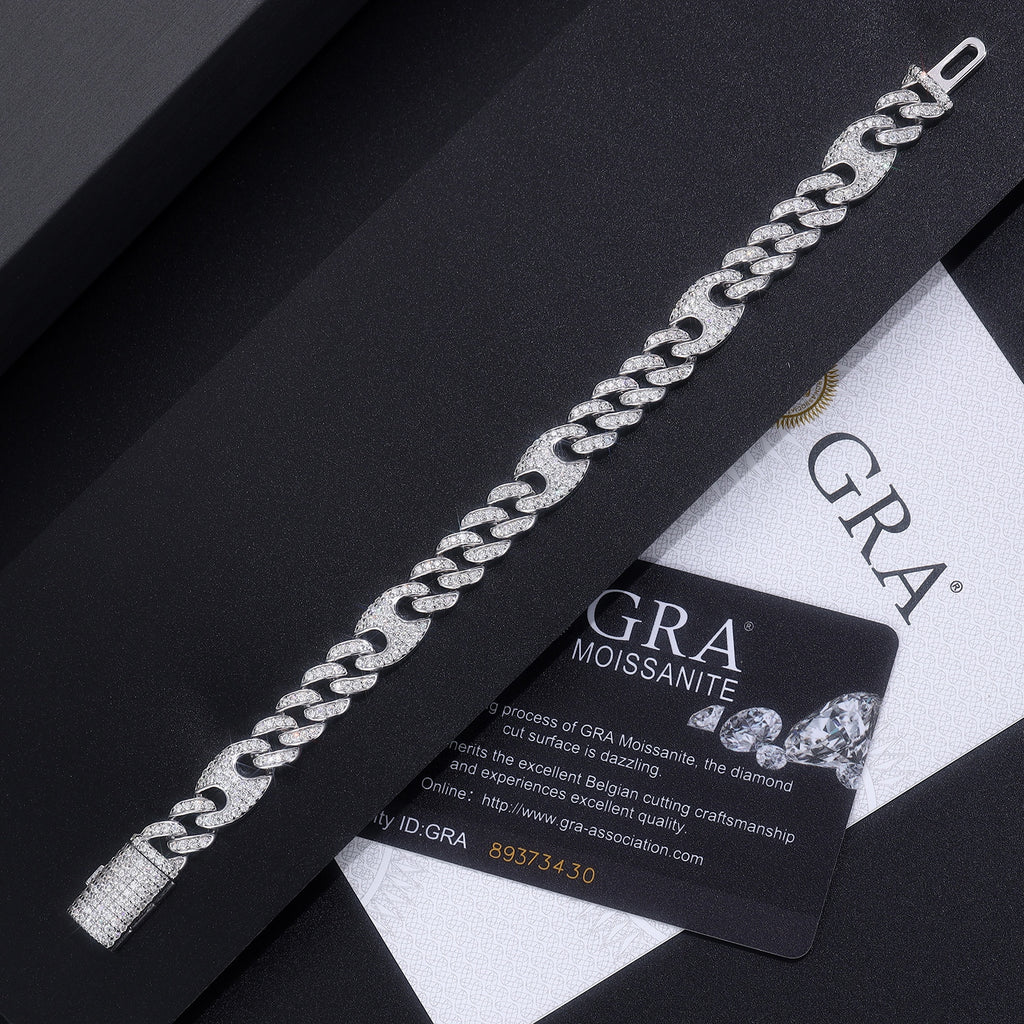 Set With Top-quality Moissanite, This Luxurious And Fashionable Light Luxury Jewelry Silver Bracelet Is Made Of S925 Silver Electroplated With Platinum