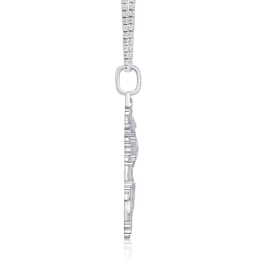 A Luxurious And Fashionable Minimalist Jewelry Pendant Necklace Featuring Top-quality Moissanite, Made Of S925 Silver Electroplated With Platinum.