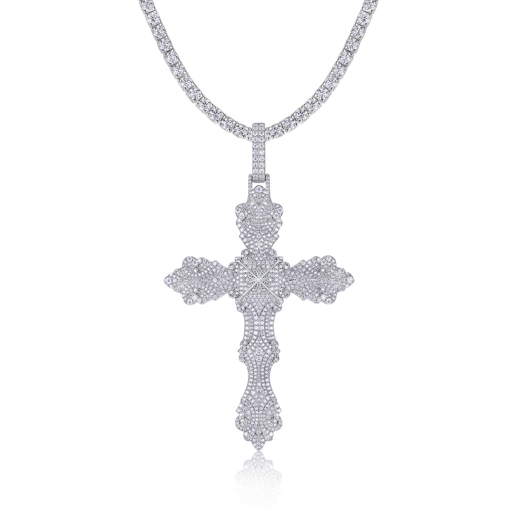 A Luxurious And Fashionable Minimalist Jewelry Pendant Necklace Featuring Top-quality Moissanite, Made Of S925 Silver Electroplated With Platinum.