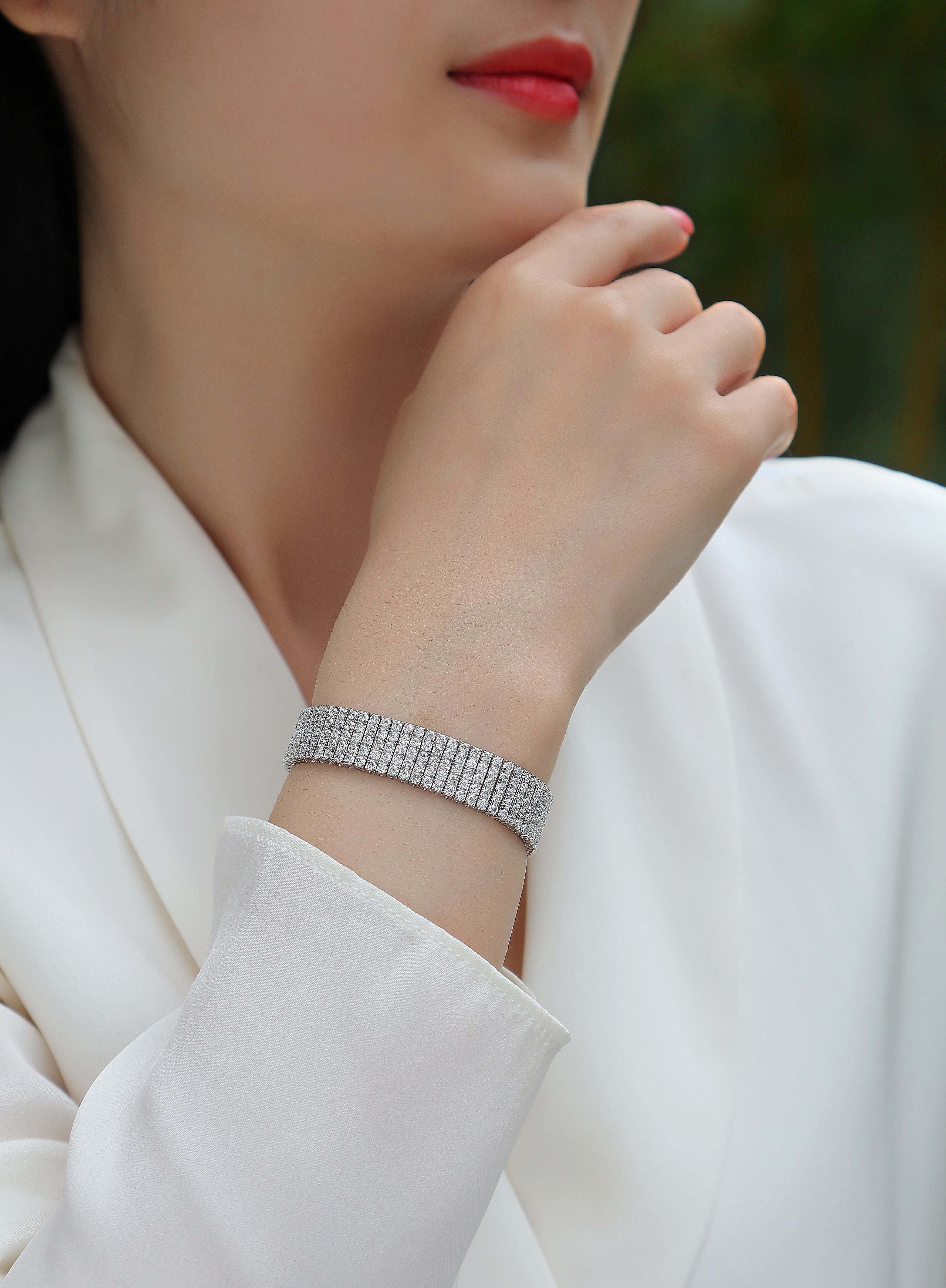 Shining And Simple - Luxurious And Fashionable Light Luxury Jewelry And Silver Bracelet Set With Top-quality Moissanite, S925 Silver-plated Platinum