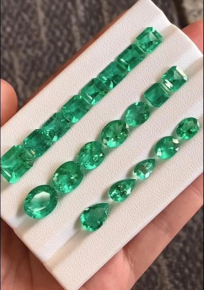 Natural Green Emerald Oval Shape – Certified Loose Precious Gemstone | High Quality Polished Emerald for Jewelry
